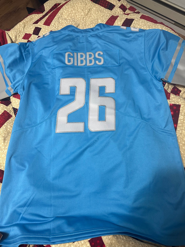 Jahmyr Gibbs Jersey in Football in Abbotsford - Image 2