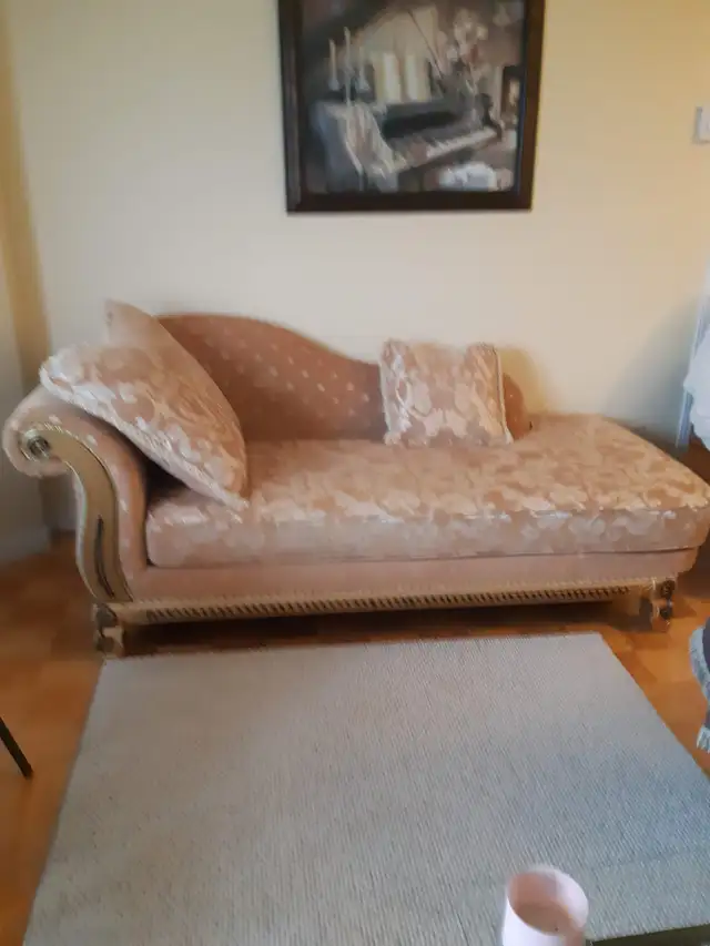 Récamier in Couches & Futons in Trois-Rivières - Image 2