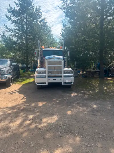95 kenworth w900 TRUCK FOR HIRE (looking for loads/contract, View more