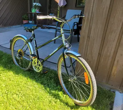 A VENDRE VELO de FEMME, RALEIGH , EQUIPE SHIMANO, View more