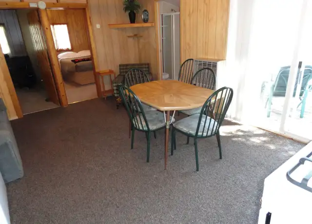 CABINS FOR WEEKLY RENTAL    2026 CAMP SEASON in Ontario in Canada - Image 3