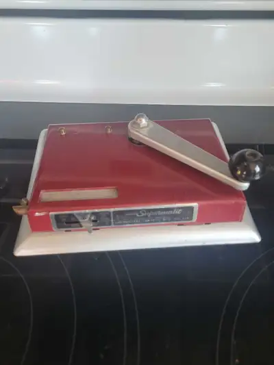 Vintage Premier Supermatic cigarette machine . Rolling paper filler Canada.