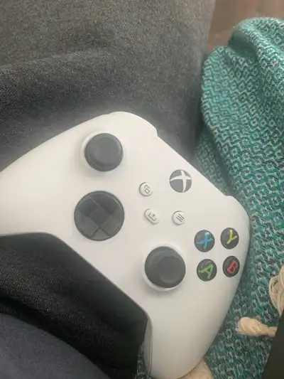 Xbox Series S Controller (No Back?), View more