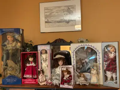  dolls  100$  , View more