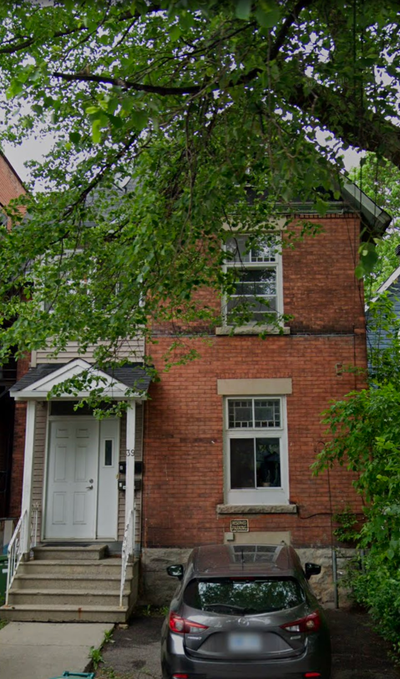 1 bedroom+ apartment in a house (main floor +basement unit) on Third Ave in Glebe is available for r...