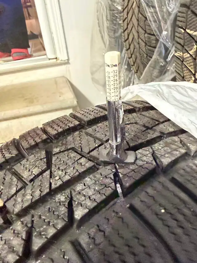 BMW Winter Tires and Rims 17 inch in Tires & Rims in Markham / York Region - Image 6
