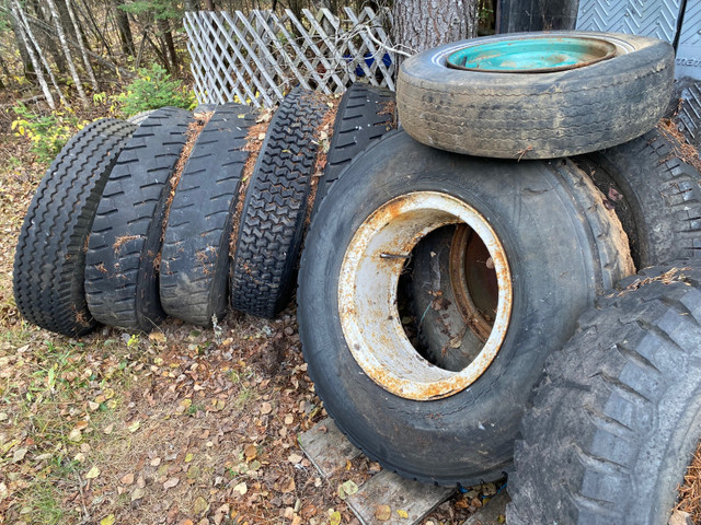 Used heavy truck tires and rims in Tires & Rims in Thunder Bay - Image 3