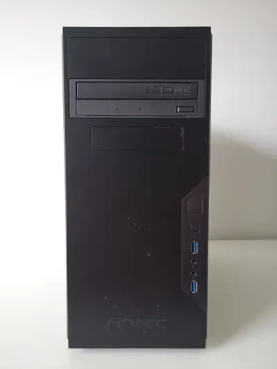 Ad is Up still available. No need to ask. Intel Core 2 Quad Q8400 2.66 GHz, 4 Cores Foxconn G45M04 M...