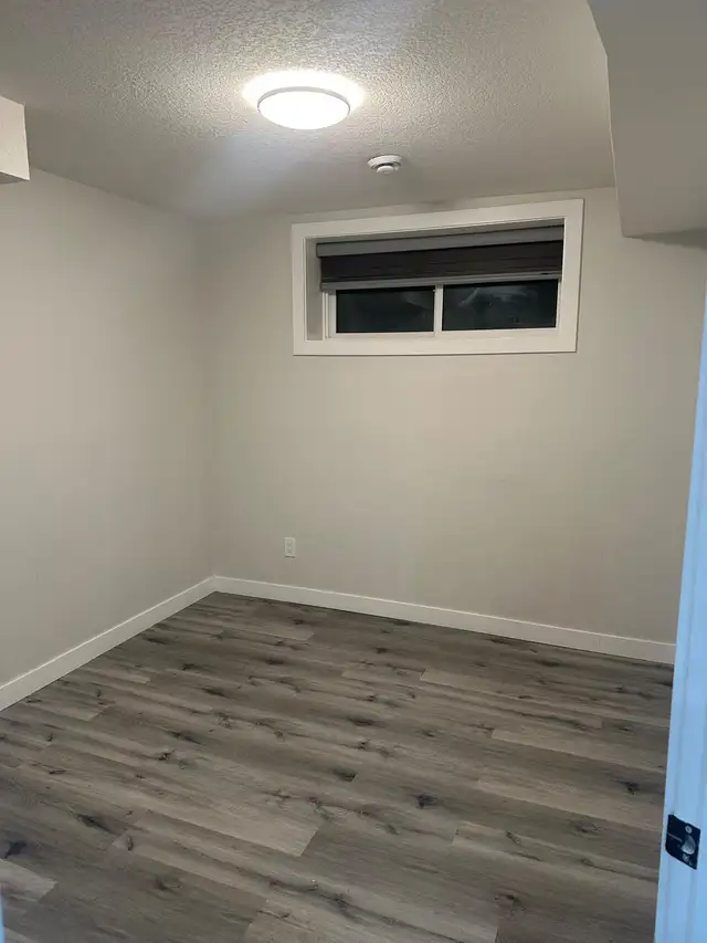 Legal 2-Bedroom Basement | Separate Entrance in Short Term Rentals in Calgary - Image 10