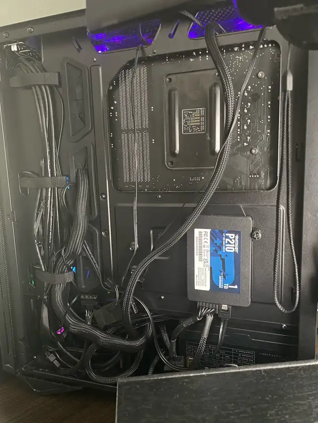 RTX 2060 + AMD Gaming PC in Desktop Computers in Calgary - Image 6