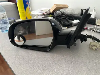 Audi A4 driver side mirror Send me your best offer Can install for extra