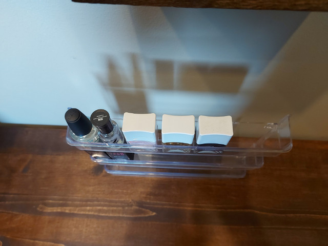 9 Nail Polish or Household Display Racks in Storage & Organization in Kamloops - Image 2