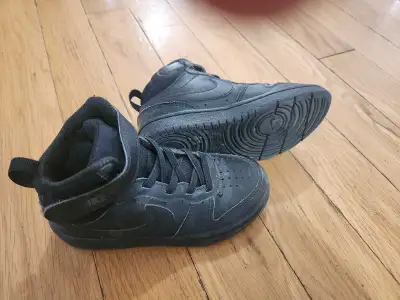 Nike Boys Mid Black Size 11C, View more