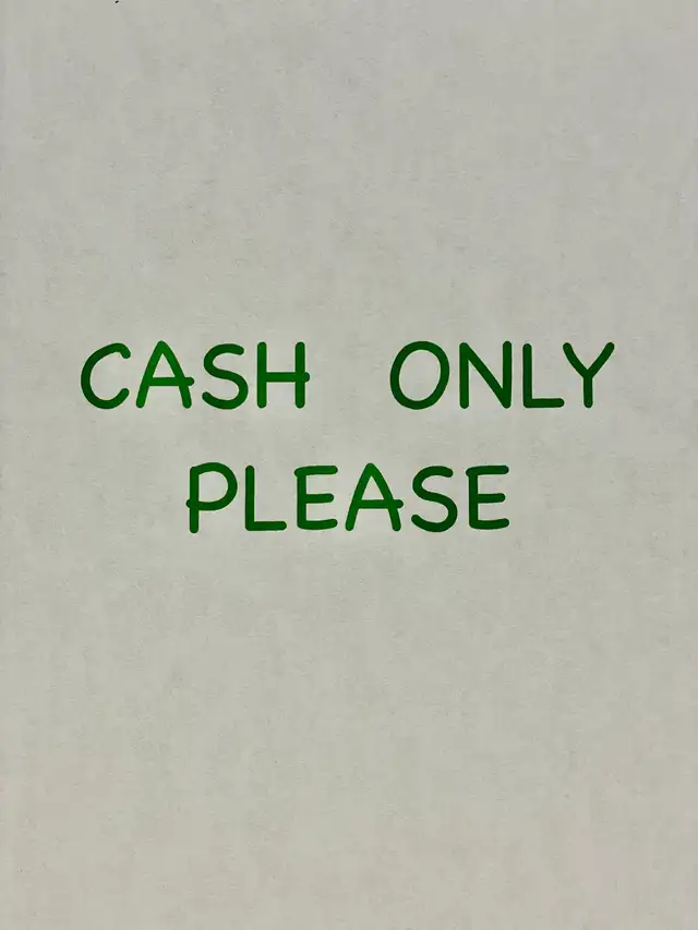 20 Good Pucks in Hockey in Winnipeg - Image 5