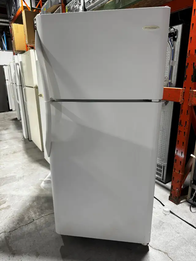 Réfrigérateur 30po Blanc | GS18HTZDW - Frigidaire Gallery in Refrigerators in Laval / North Shore - Image 2