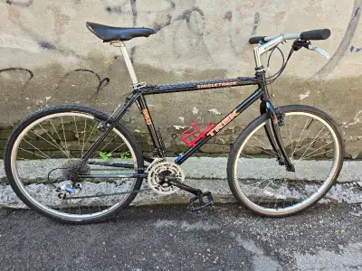 Trek 950 singletrack mountain bike, View more