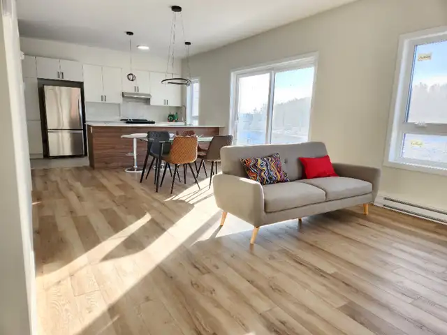 2 Chambres 2 SdB Appartement Nouvelle Construction in Long Term Rentals in Saguenay - Image 4