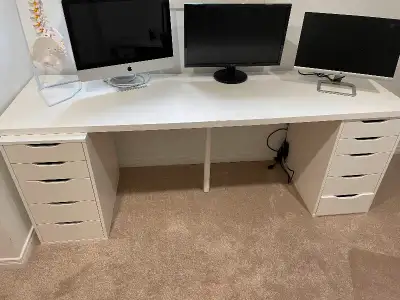 Ikea desk and 2 sets of draws