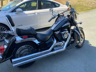 Includes clip detachable leatherlike saddlebags. Safety inspected to Nov 25. longshot pipes .Flashin...
