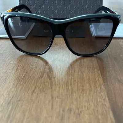 GUCCI WOMEN’S (3613) SUNGLASSES!!!, View more
