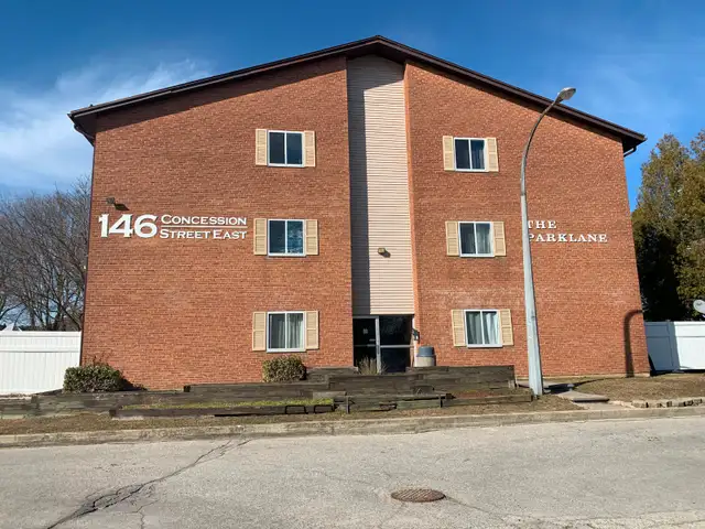 APARTMENT FOR RENT ( TILLSONBURG)
