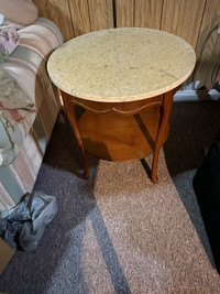 Marble top end table,marble made in Portugal,table great detail.