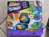 Kinetic sand 2 LBS Sandisfactory Set