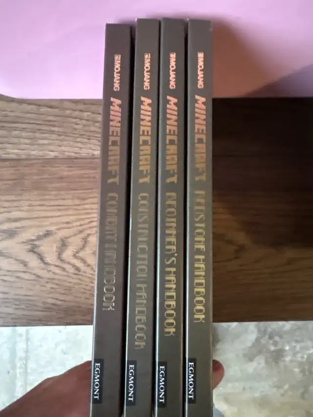 Minecraft Book Set in Children & Young Adult in City of Toronto - Image 3