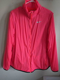 Nike Women's Golf (Windbreaker) Jacket XL and poncho