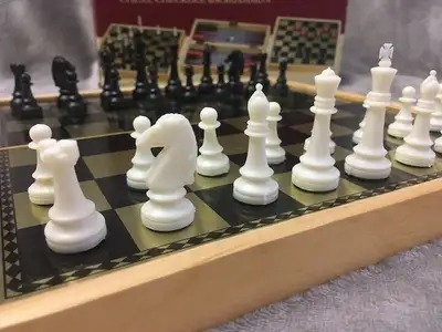 What a wonderful way to entertain those hours of driving, or if you're just waiting around, this che...