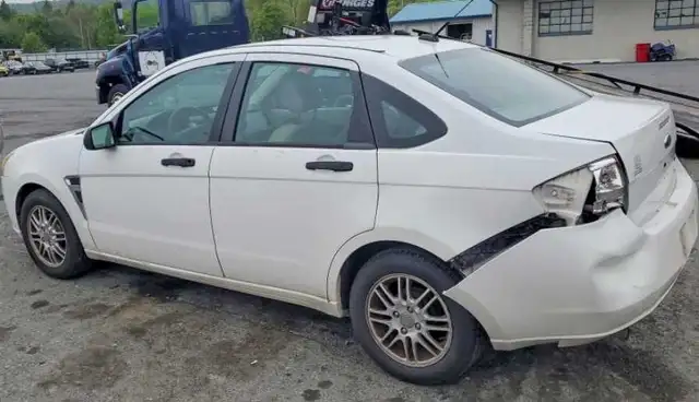 Ford Focus 445588610944880643