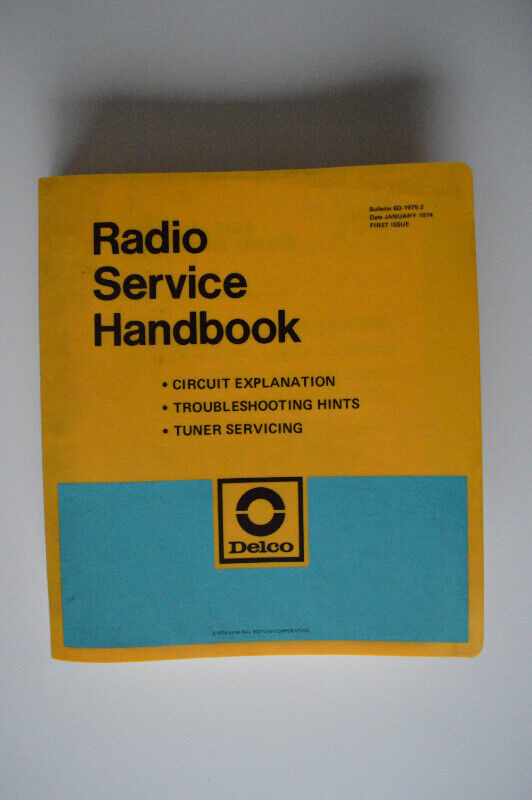 DELCO Radio Service Handbook 1975 GM dans Art et objets de collection  à Longueuil/Rive Sud