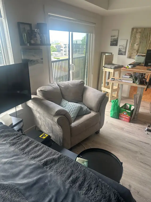 Beautiful sofa and chair $750 in Couches & Futons in City of Halifax - Image 3