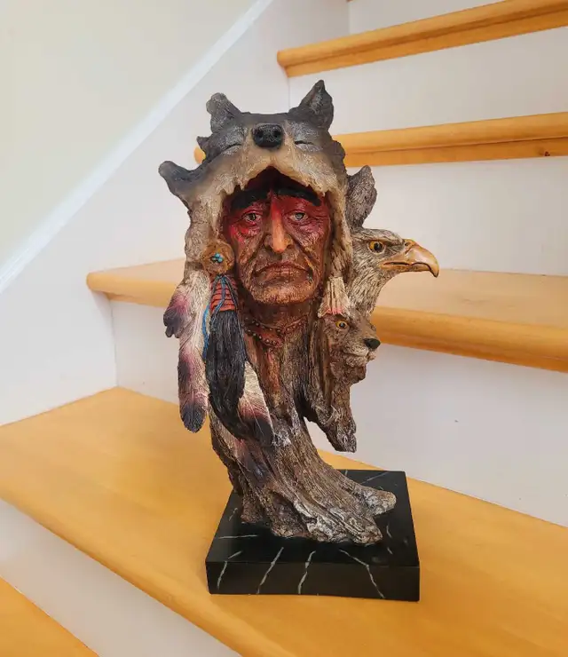 SIGNED Limited Edition Native American Warrior Wolf Chief Bust in Arts & Collectibles in City of Halifax - Image 2