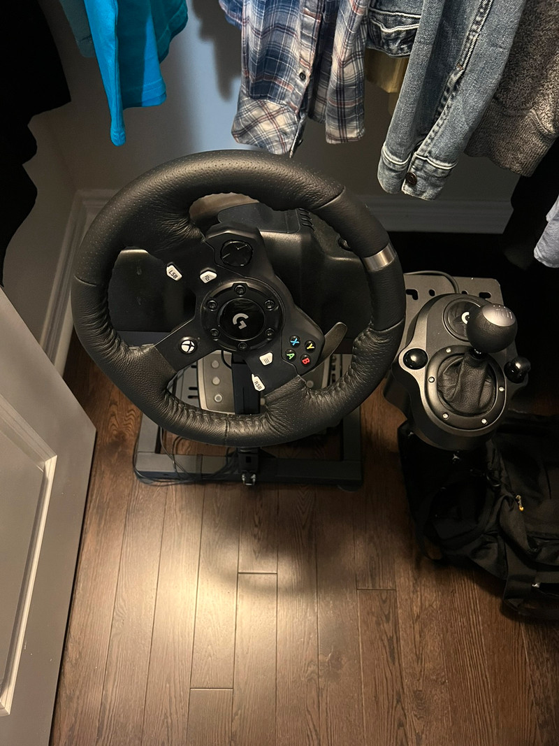 Logitech g920 wheel with shifter | Desktop Computers | Oakville ...