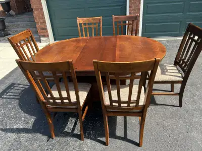 Dark Solid Wood Round Dining Table with Bonus leaf & 6 Chairs (8, View more