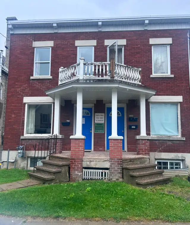 Lawyer Occupied Commercial Spaces-Downtown Ott.-Muti Units Avail