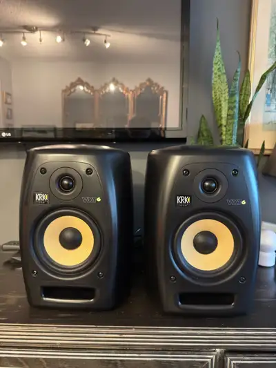 KRK VXT-6 Studio Monitors, View more