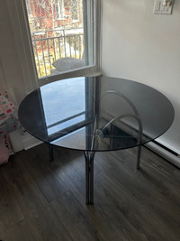 glass dining table 