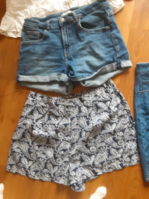 Summer shorts skirts tanks  $3 each in Women's - Bottoms in Edmonton - Image 4