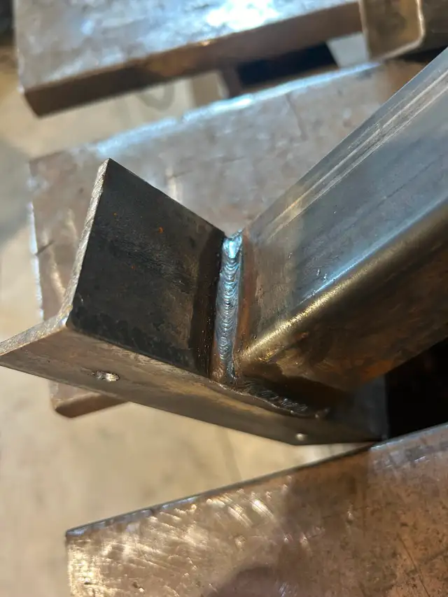 Mobile welder587371282087301124