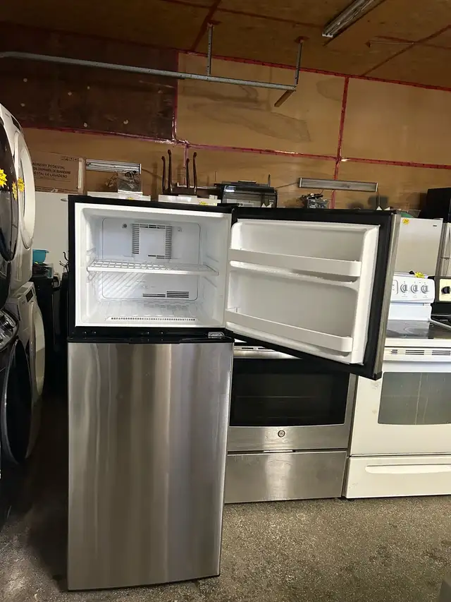 *Fridge -GE-24” %100 working 30 Days Warranty in Refrigerators in Kitchener / Waterloo - Image 10