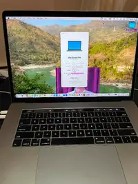 Mac Book Pro 15'' 2017- Core I7- 2.9GHz- 16 GB