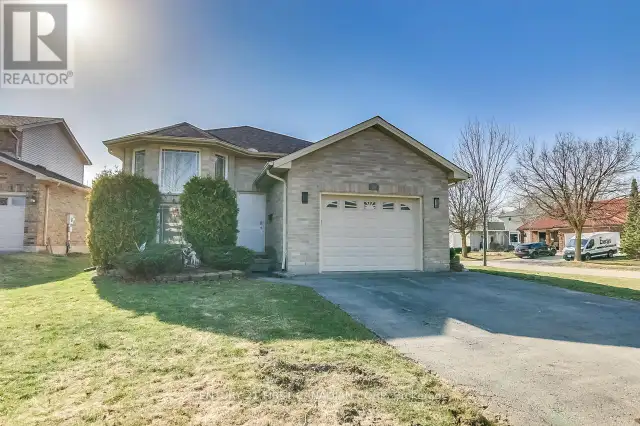 Family Home for Sale in Family Friendly London, ON63815787132801120