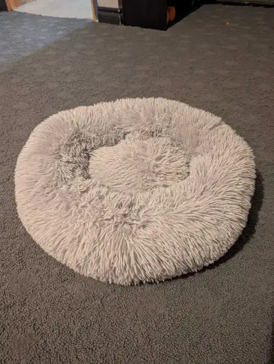 Small/medium cat or dog bed, View more