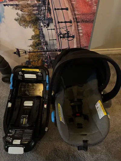 Clek Liing Infant Car Seat with base, View more