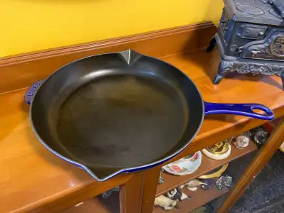 Staub Frying Pan Skillet Dark Blue 12" Cast Iron Enameled France, View more