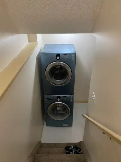 One Bed Room, one full Wash room, Kitchen, fridge, separate Laundry and dryer, living room, Carpet f...