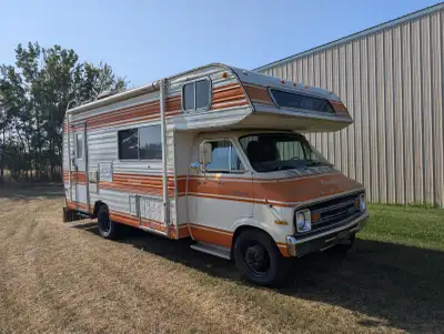 1977 Dodge Brougham 23’ Class C Motorhome – $7,500 OBO Vintage Dodge Brougham ready for the camping...