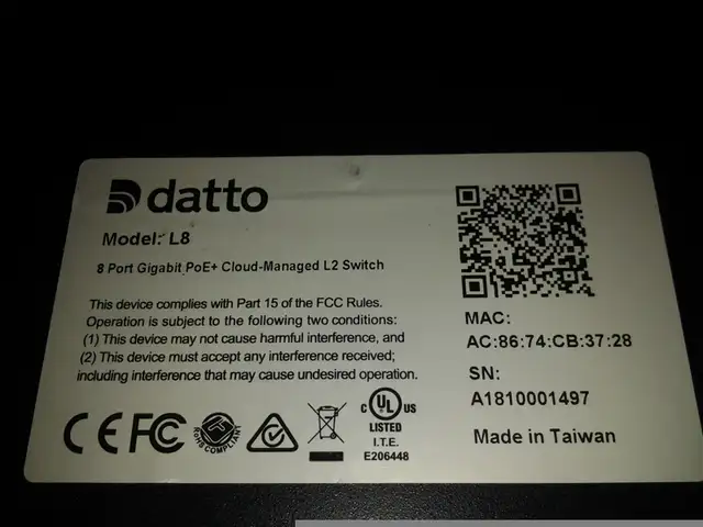 DATTO L8 8-PORT GIGABIT POE+ CLOUD MANAGED NETWORK SWITCH 1000+ in Other in City of Montréal - Image 4